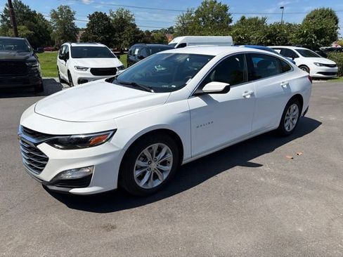 Used 2025 Chevrolet Malibu LT FWD image 8