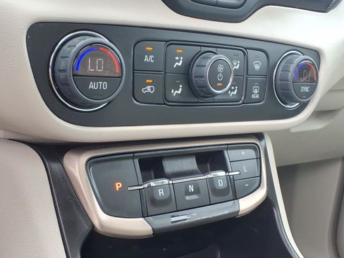 Used 2023 GMC Terrain Denali AWD/4WD image 13