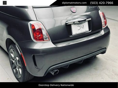 Used 2018 FIAT 500 Pop FWD image 11