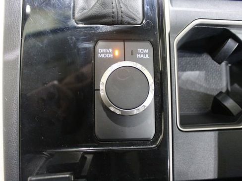 Used 2022 Toyota Tundra SR5 RWD image 18
