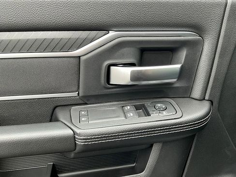 New 2026 RAM 5500 4x4 Regular Cab image 12