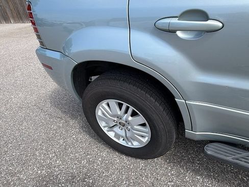 Used 2005 Mercury Mariner 2WD V6 image 11