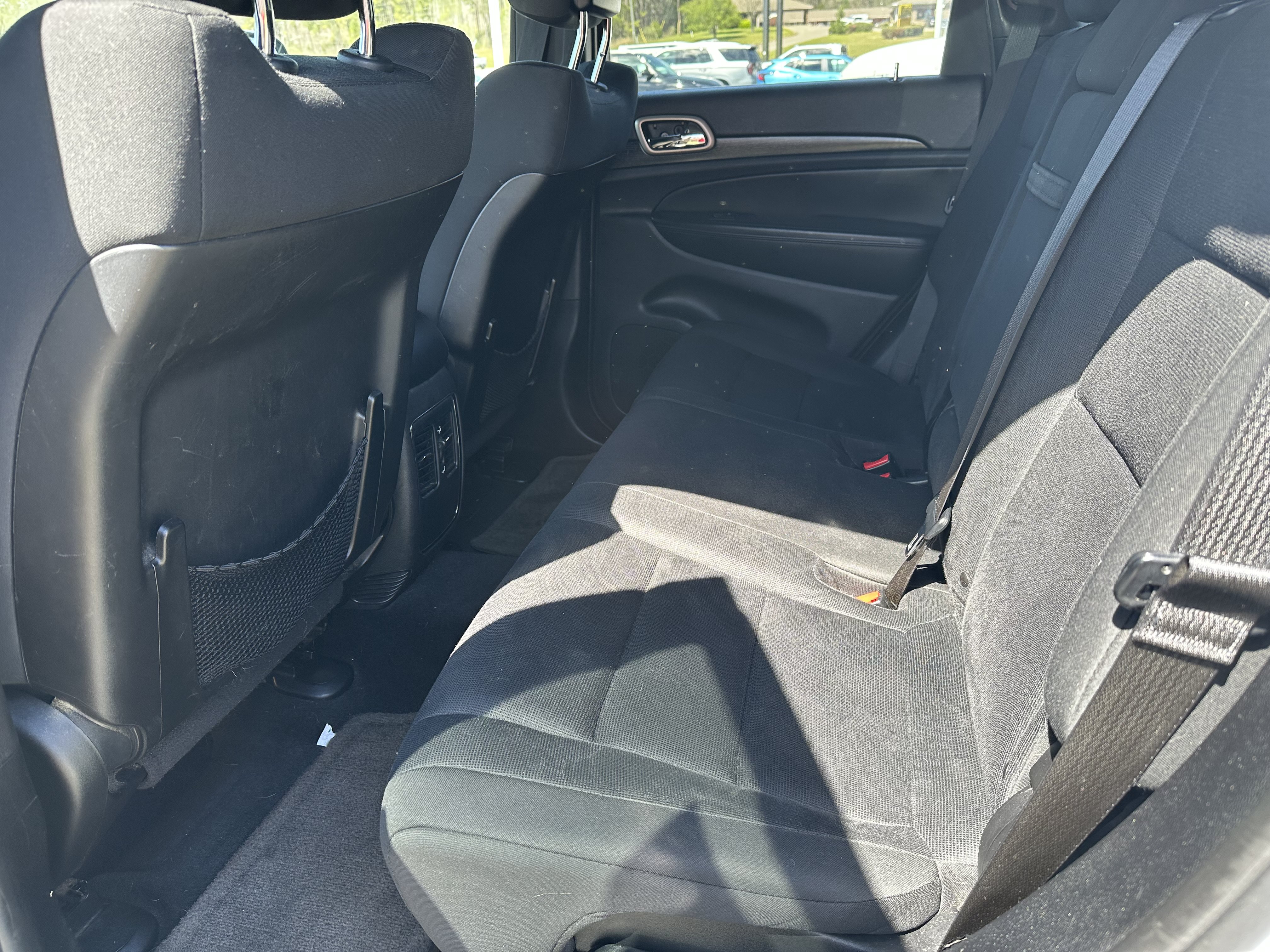 Used 2014 Jeep Grand Cherokee Laredo w/ Quick Order Package 23E RWD image 7