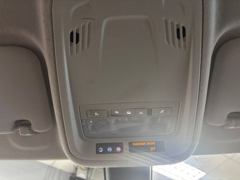 Used 2017 Chevrolet Cruze LT w/ Convenience Package FWD image 32