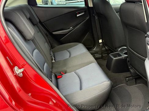 Used 2018 Toyota Yaris iA image 12