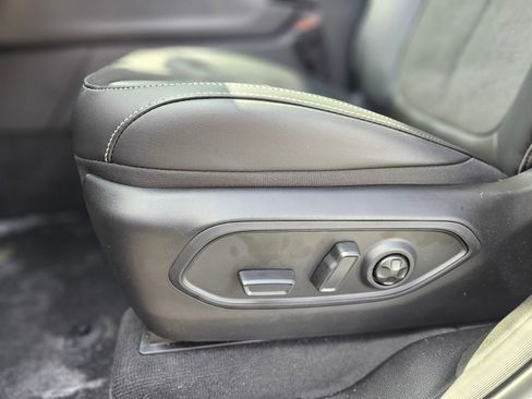 New 2026 Jeep Grand Cherokee Laredo image 20