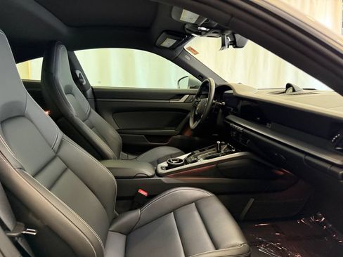 Certified 2025 Porsche 911 Carrera RWD image 16