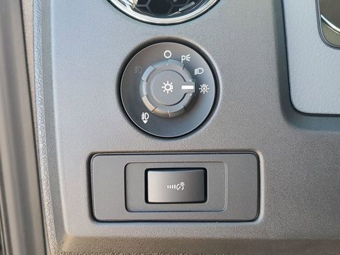 Used 2014 Ford F150 XLT w/ Equipment Group 302A Luxury image 17