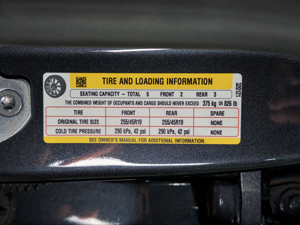 Used 2025 Tesla Model Y Long Range RWD image 29
