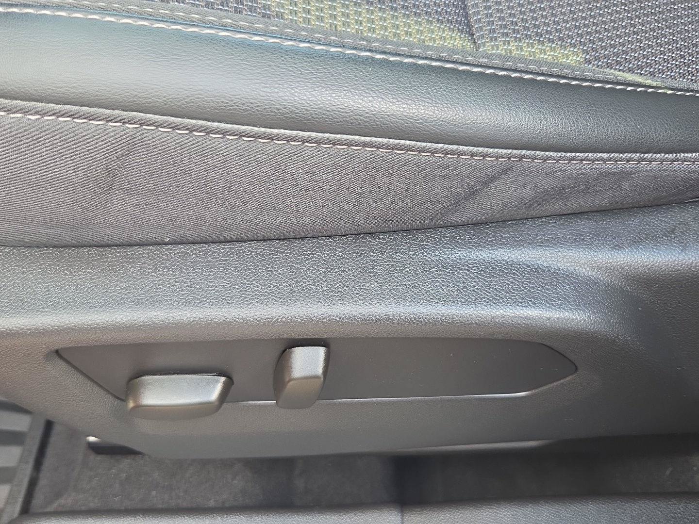 Used 2022 Buick Envision Preferred FWD image 12