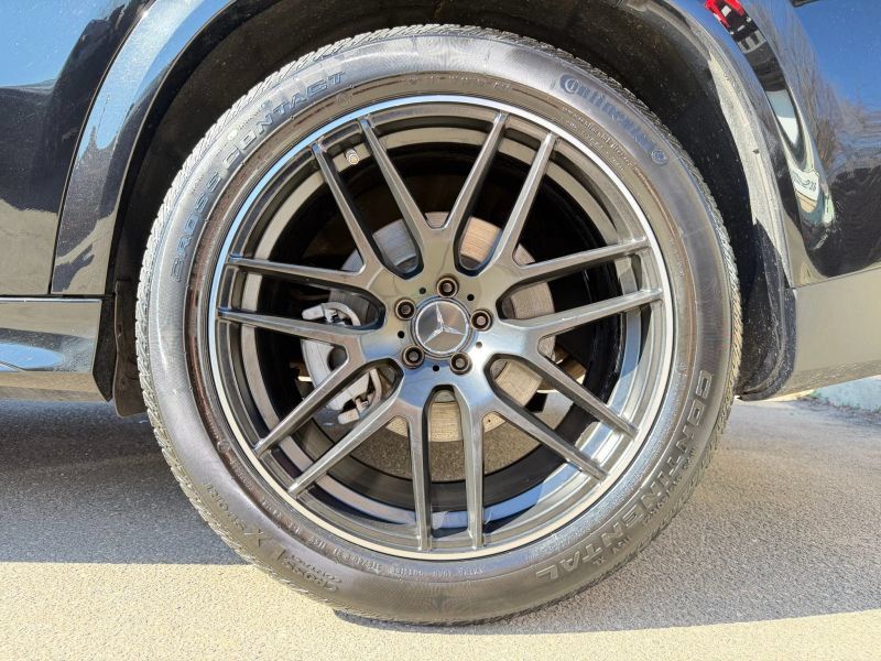 Used 2024 Mercedes-Benz GLE 53 AMG 4MATIC Coupe image 35