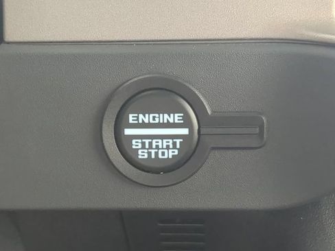 Certified 2025 Ford Bronco Outer Banks AWD/4WD image 29