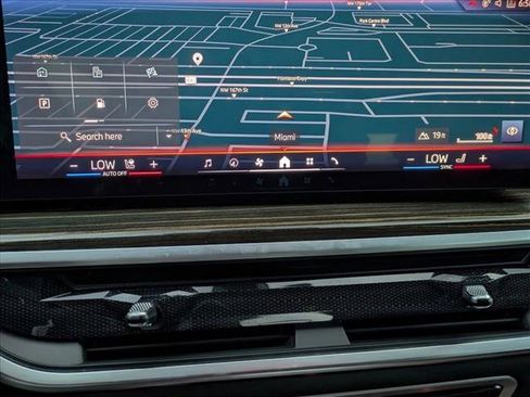 Used 2024 BMW X7 xDrive40i w/ M Sport Package image 14