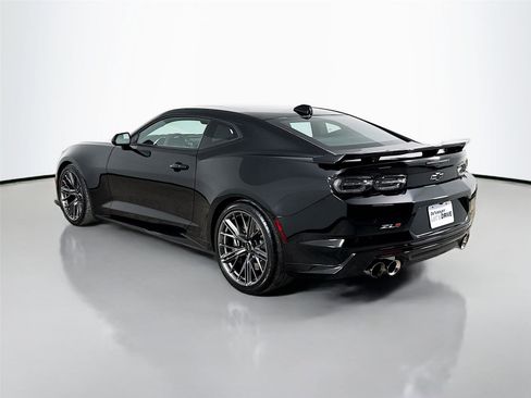 Used 2023 Chevrolet Camaro ZL1 RWD image 7