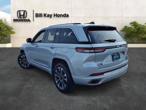 Used 2022 Jeep Grand Cherokee Overland w/ Luxury Tech Group IV image 6