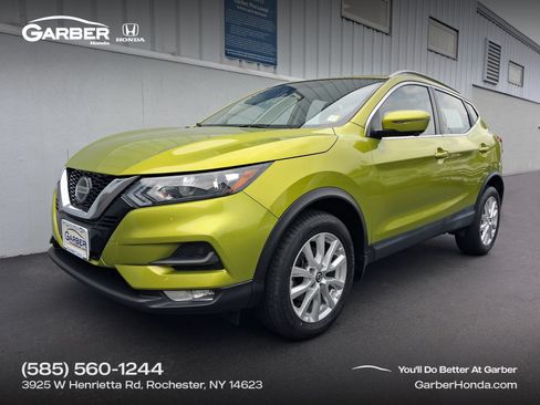 Used 2020 Nissan Rogue Sport SV w/ Technology Package AWD/4WD image 1