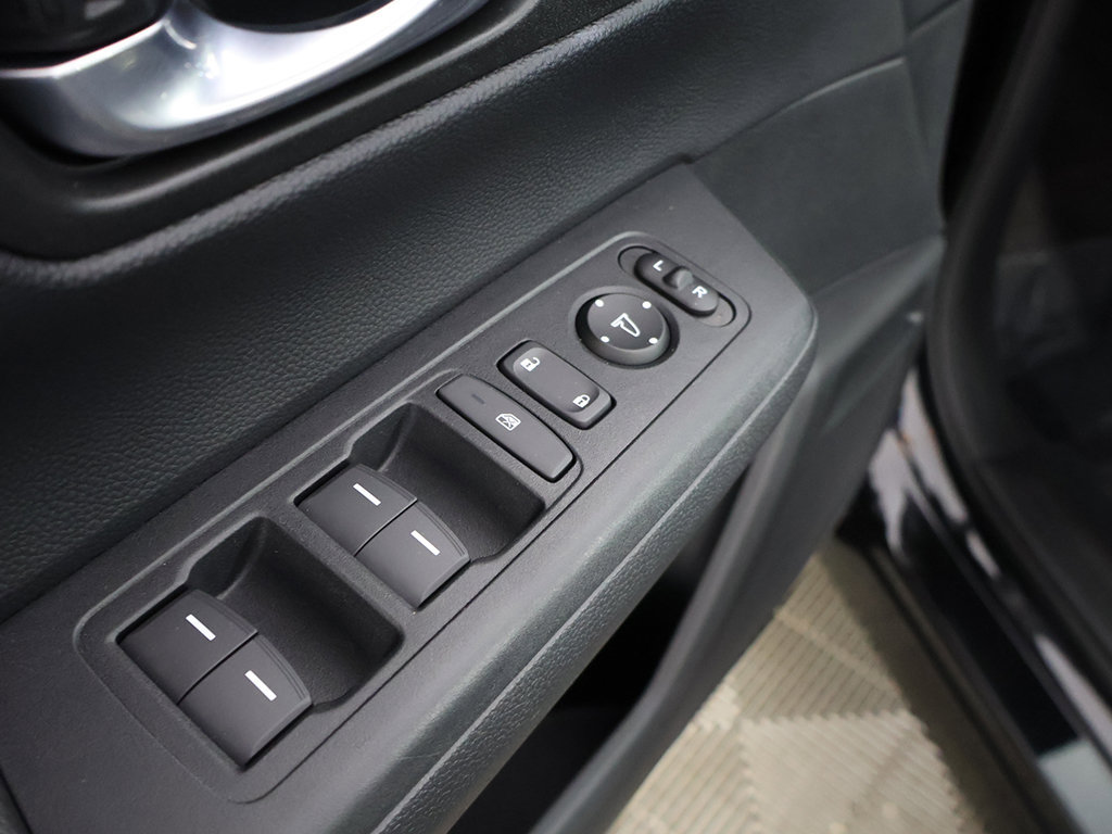 Used 2025 Honda CR-V Sport-L image 38