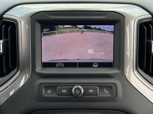 Used 2024 Chevrolet Silverado 1500 Custom Trail Boss w/ LPO, Dark Essentials Package AWD/4WD image 17