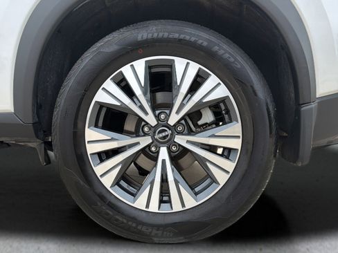 Used 2023 Nissan Rogue SV AWD/4WD image 15
