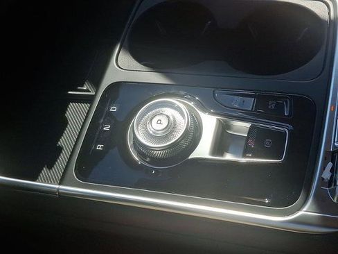 New 2026 Kia Carnival SX image 7