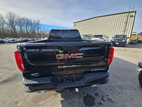 Used 2022 GMC Sierra 1500 Denali Ultimate image 6