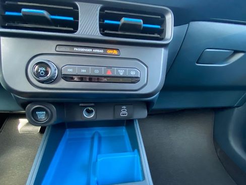 New 2026 Ford Maverick XLT image 17