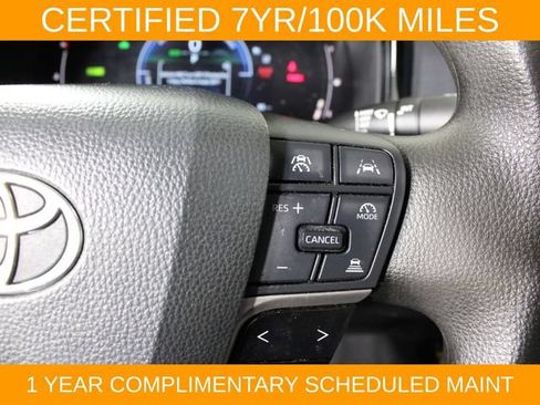 Used 2025 Toyota Camry LE FWD image 21