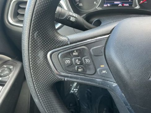 Used 2020 Chevrolet Equinox LT AWD/4WD image 18