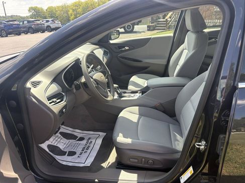 Used 2023 Chevrolet Malibu LS FWD image 6