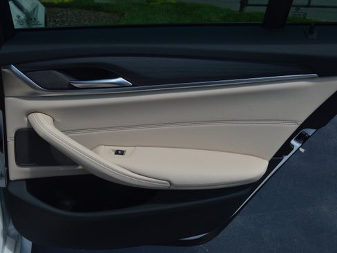 Used 2023 BMW 540i xDrive w/ M Sport Package AWD/4WD image 30