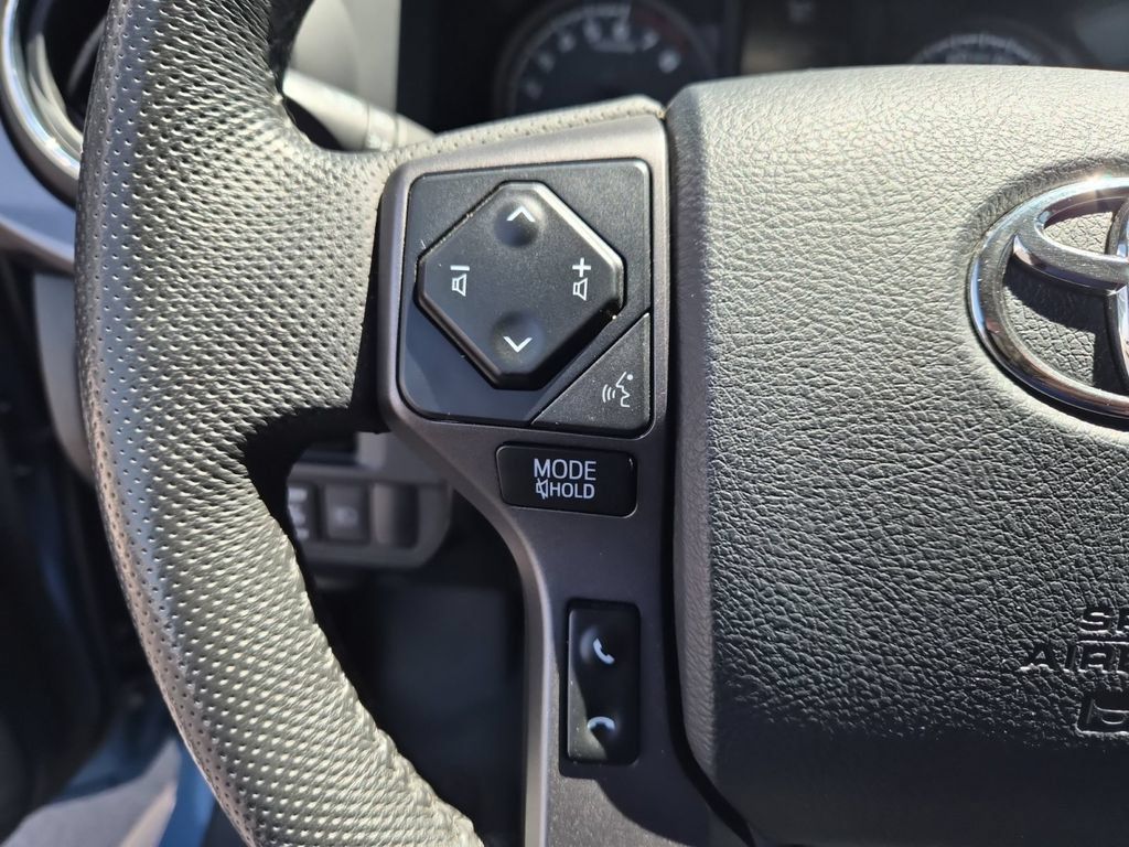 Used 2019 Toyota Tacoma TRD Sport w/ Technology Package RWD image 20
