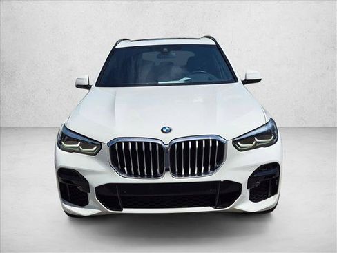 Used 2023 BMW X5 sDrive40i w/ M Sport Package RWD image 2