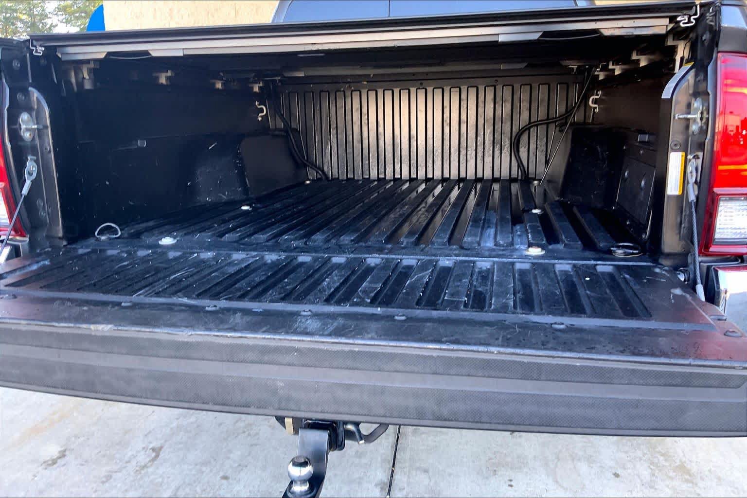Used 2021 Toyota Tacoma SR5 RWD image 32