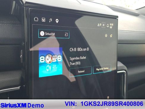 Used 2025 GMC Yukon XL Denali w/ Denali Reserve Package AWD/4WD image 37