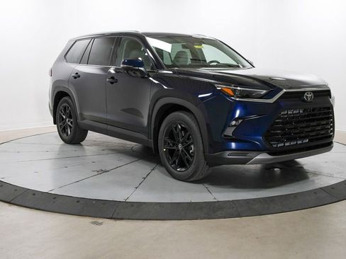 New 2025 Toyota Grand Highlander Platinum image 4