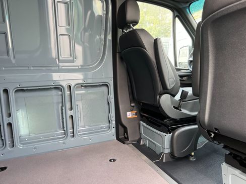 New 2026 Mercedes-Benz Sprinter 2500 image 12
