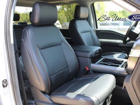 New 2026 Ford F350 Lariat w/ Black Appearance Package AWD/4WD image 7