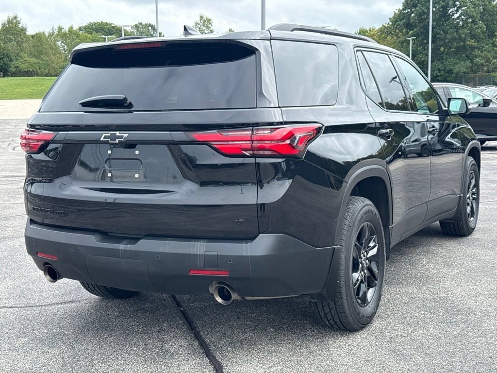 Certified 2022 Chevrolet Traverse LT w/ Midnight/Sport Edition AWD/4WD image 34
