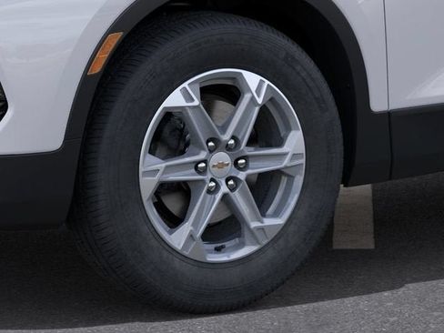 New 2026 Chevrolet Blazer LT FWD image 9