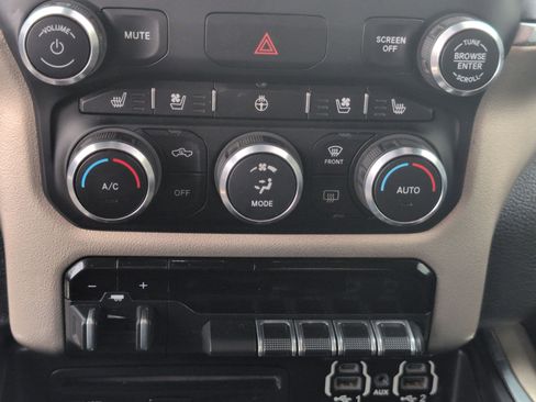 Used 2019 RAM 1500 Laramie image 20