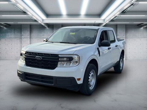 Used 2022 Ford Maverick XL image 1