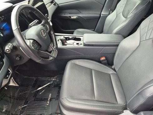 Certified 2025 Lexus RX 350 Premium w/ Accessory Package (Z1) FWD image 16