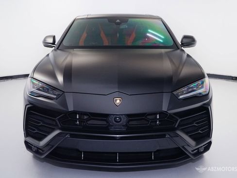 Used 2022 Lamborghini Urus image 3