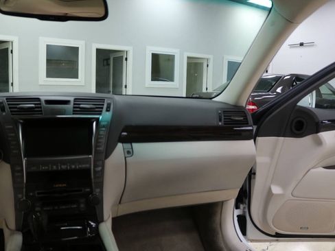 Used 2008 Lexus LS 460 L RWD image 92