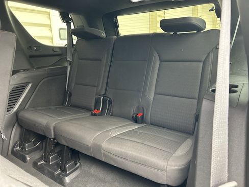 Used 2024 GMC Yukon SLE image 15