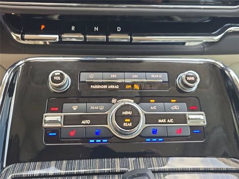 Certified 2022 Lincoln Navigator L Black Label AWD/4WD image 20