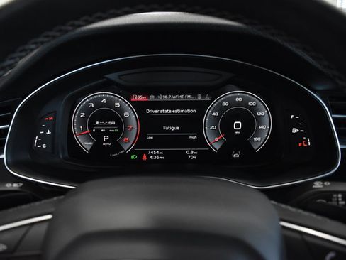 Certified 2025 Audi Q7 3.0T Premium w/ Convenience Package image 15