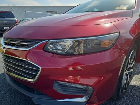 Used 2018 Chevrolet Malibu LT image 32
