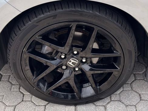 Used 2024 Honda Civic Sport image 13