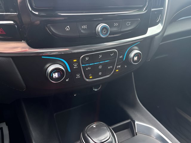 Used 2018 Chevrolet Traverse LT w/ LPO, Floor Liner Package AWD/4WD image 20